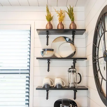 The Newtonian Tiny Container Home Near Magnolia